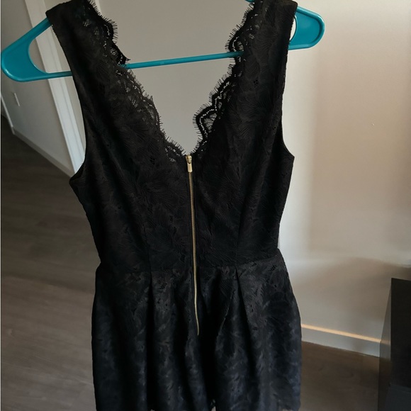 ELEGANT H&M LACE DRESS SIZE 4 - Picture 5 of 6